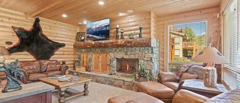 TV, fireplace, DVD player, offices