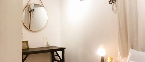 1 chambre, fer et planche à repasser, Wi-Fi, draps fournis