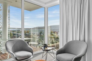 Apartamento | Ropa de cama de alta calidad, edredones de plumas, caja fuerte