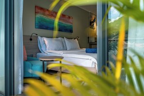 Chambre simple luxueuse, fumeur, vue sur la montagne | Minibar, coffre-fort pour ordinateur portable, bureau