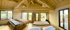 2 chambres, coffre-fort, accès au Wi-Fi (inclus), literie fournie