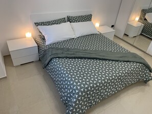 1 chambre, fer et planche Ă repasser, lit parapluie, Wi-Fi gratuit