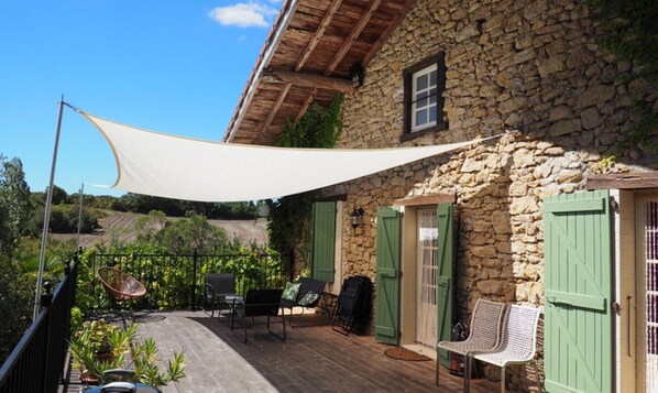 Terrace/patio - Luxe Gîte Romarin (Lapenne)