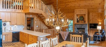 Spring Brook Mountain Retreat + Hot Tub +Sauna+ Fire Pit