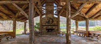 Spring Brook Mountain Retreat + Hot Tub +Sauna+ Fire Pit