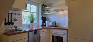 Réfrigérateur, four, plaque de cuisson, lave-vaisselle