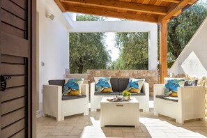 Terrace/patio - ClickSardegna Speranza House on Brionis estate with large veranda (Alghero)