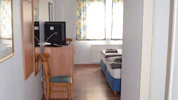 1 dormitori, habitacions insonoritzades, wifi gratuïta i roba de llit