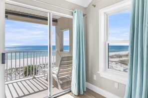 Interior - Two story two bedroom renovated condo on the beach (Fort Walton Beach)