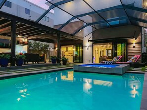 Pool - 1906 Tampa - Modern City Oasis w/Industrial Vibe (Tampa)