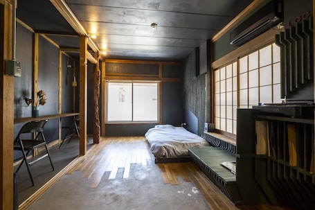 Economy Room | 1 bedroom, individually furnished, free WiFi, bed sheets