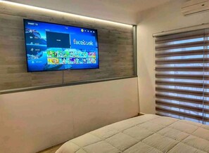 3 bedrooms, iron/ironing board, free WiFi, bed sheets - Stunning 3-bed Apartment With Balcony in Nicosia (Strovolos)