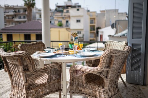Angelinas Quarters - Kalamata Mediterranean Suites & Villas