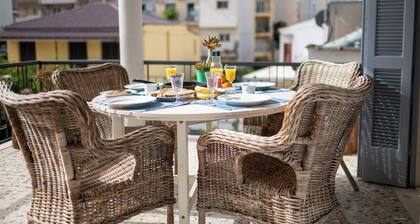 Angelinas Quarters - Kalamata Mediterranean Suites & Villas