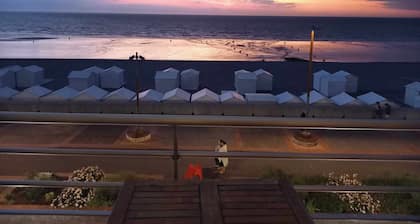 Face a la mer Corinne Pour 2 Avec Parking, Balcon, Ascenseur