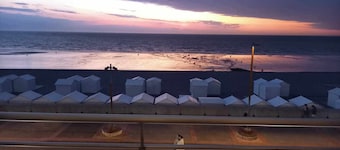 Face a la mer Corinne Pour 2 Avec Parking, Balcon, Ascenseur