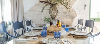 Villa Colona, Los Algarbes J22g+94