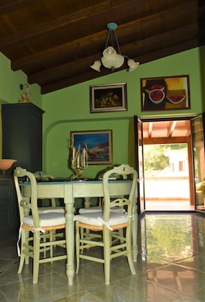 Dining - Villa Caterina - Pool and cooking classes (Columbrina-zà Minica)
