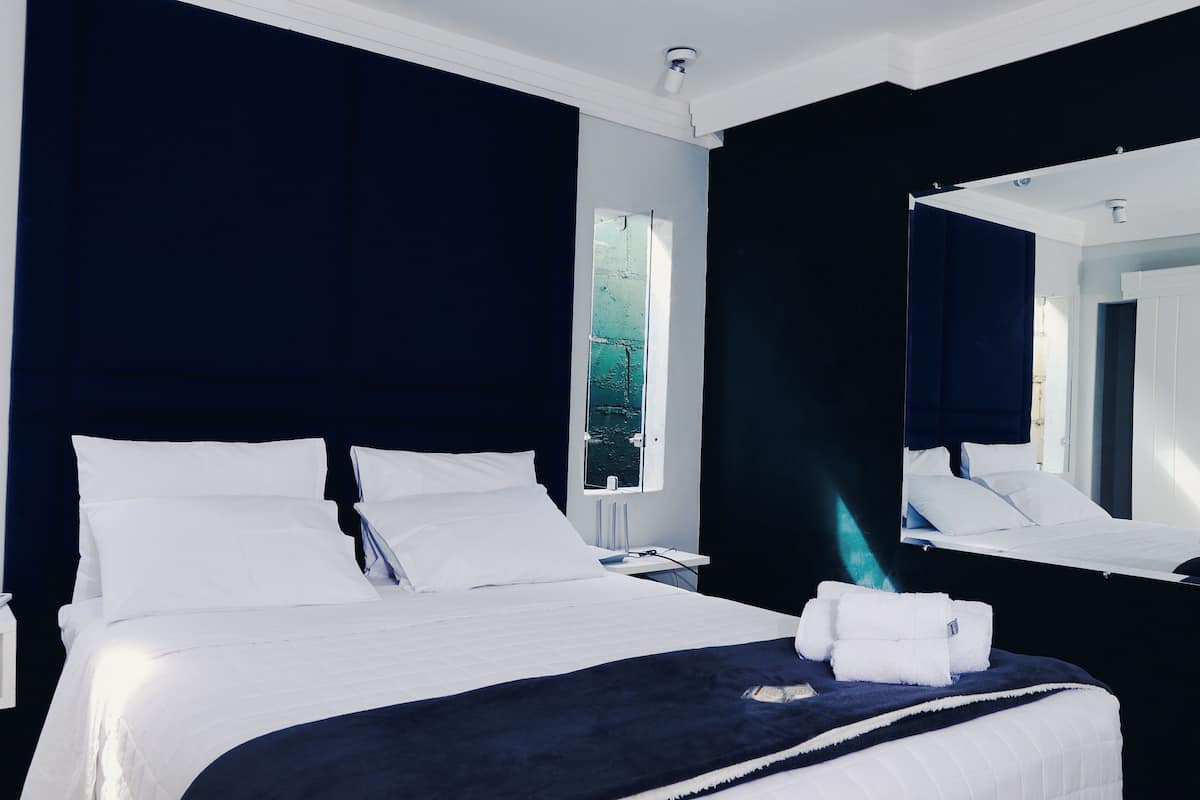 Suite monolocale Exclusive, 1 letto queen, bagno privato | 1 camera, biancheria in cotone egiziano