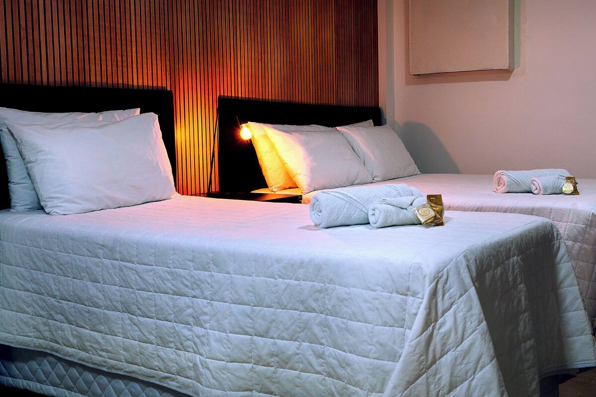 Executive Suite, 1 Bedroom, Accessible, Private Bathroom