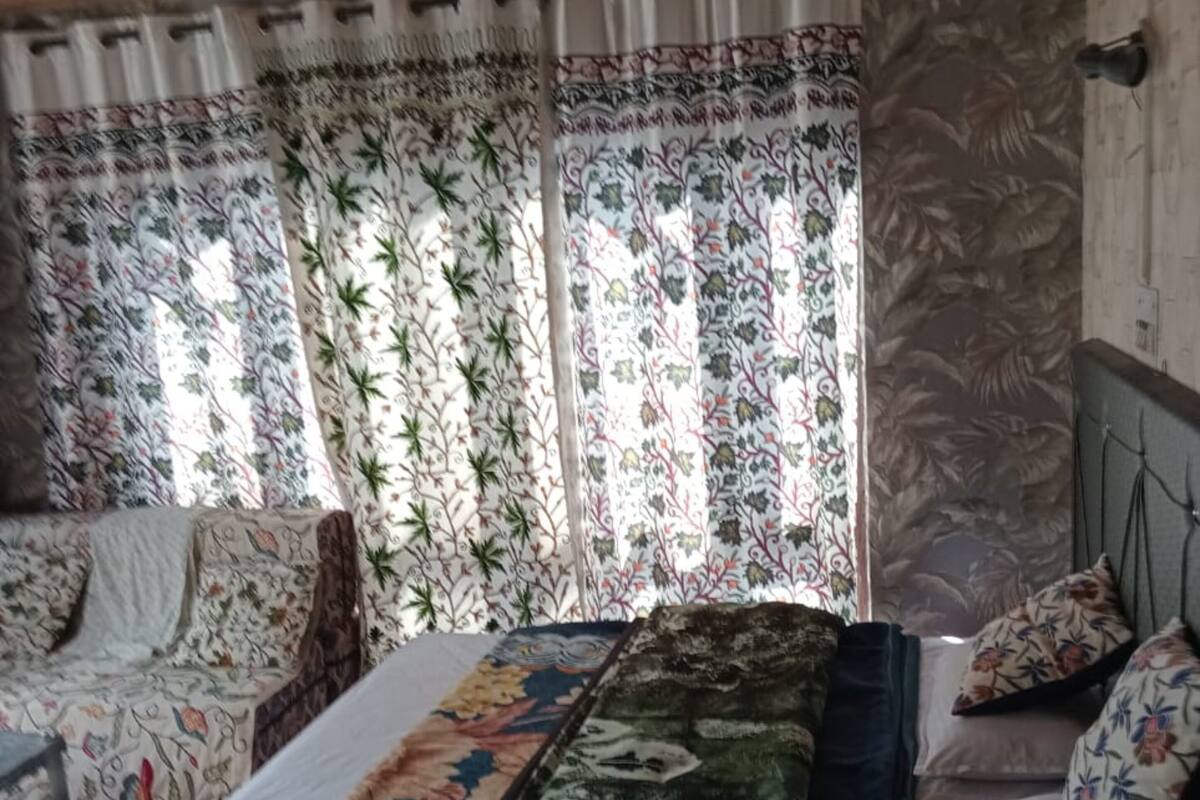Quarto triplo luxo | Wi-Fi de cortesia, roupa de cama