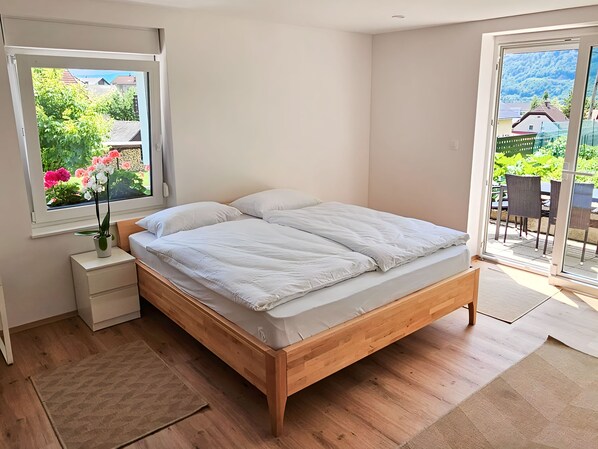 Literie de qualité supérieure, fer et planche à repasser, Wi-Fi gratuit