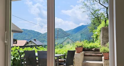 Charming Bella Hideout - Adults Only