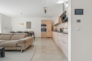 Fridge, microwave, oven, stovetop - Modern 2-Bedroom Apartment ID227 (Luxembourg City)