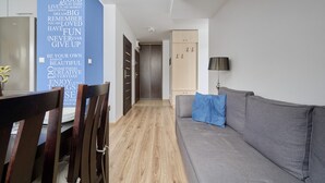Studio, Balcony - Comfortable Klimasa Studio by Renters (Wroclaw)