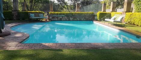 Utomhuspool