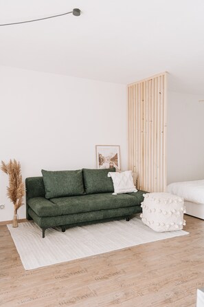 Smart TV, tenis de mesa y libros 