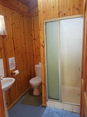 Cabana standard | Banheiro | Toalhas de banho