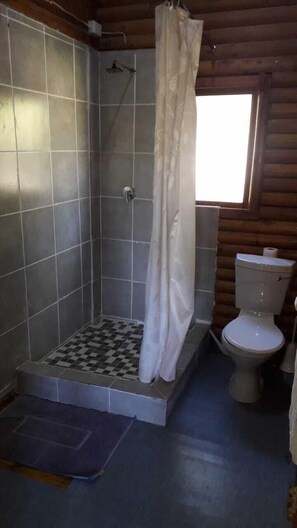 Cabaña familiar | Baño | Toallas