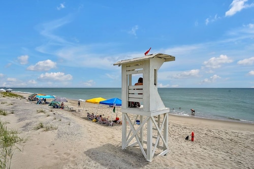 Surf Vibes - Oceanfront with Pools, Top "2nd floor", Amazing Views! 