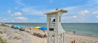 Surf Vibes - Oceanfront with Pools, Top "2nd floor", Amazing Views!