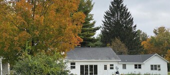 Berkshires farm, 30+ guests, 50 acres