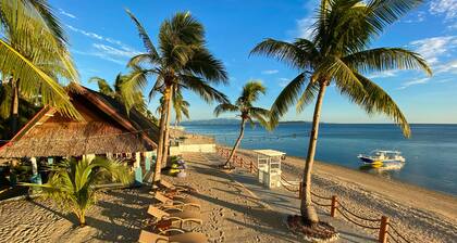 Lanas Beach Resort - Carabao Island