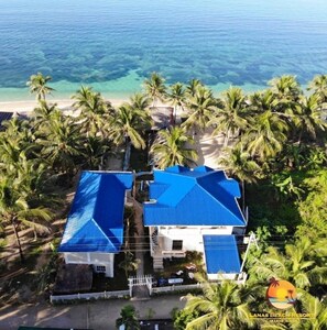 Aerial view - Lanas Beach Resort - Carabao Island (Carabao Island)