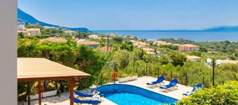 Villa Thalia Sofia - Three Bedroom Villa, Sleeps 6
