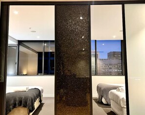 4 Schlafzimmer, Bügeleisen/Bügelbrett, Reisekinderbett, WLAN