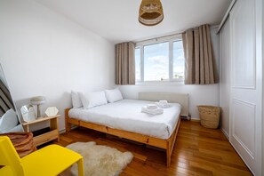 1 bedroom, iron/ironing board, Internet, bed sheets