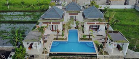 Deluxe Double Room | Garden view