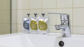 Apartment | Bathroom