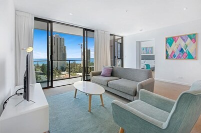 Prime Qlty Huge Apt @ Key spot w/ ocean view 🏝