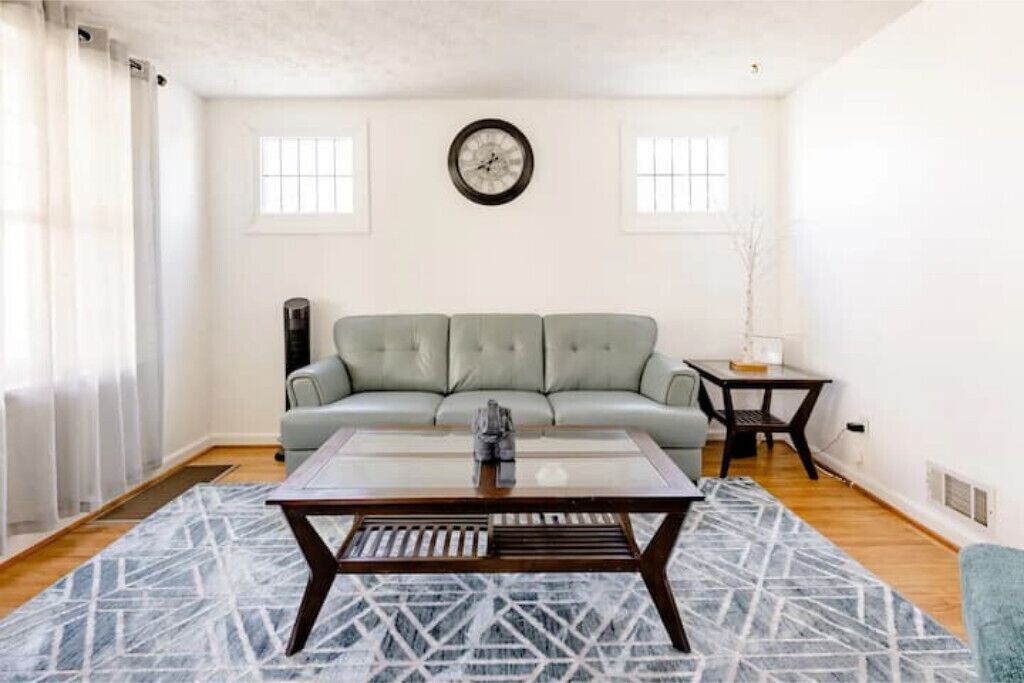 Entire House In A Vibrant Neighborhood - 3 Beds - Rochester, NY