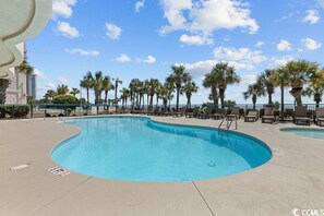 屋内プール、屋外プール