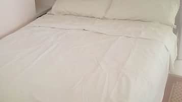 1 chambre, bureau, fer et planche Ă  repasser, Wi-Fi