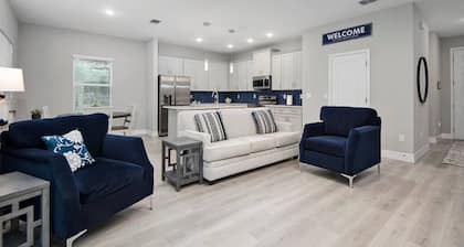 New Heated Pool- Amenity Rich Dogs Ok