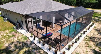 New Heated Pool- Amenity Rich Dogs Ok