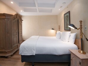 2 bedrooms, WiFi, bed sheets - Village Center 1F | 2BR Condo in the Heart of Vail Village (Vail)